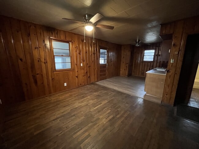 Building Photo - 3208 Texas Circle
