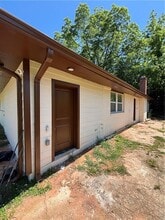 Building Photo - 1656 Thornton Pl SW