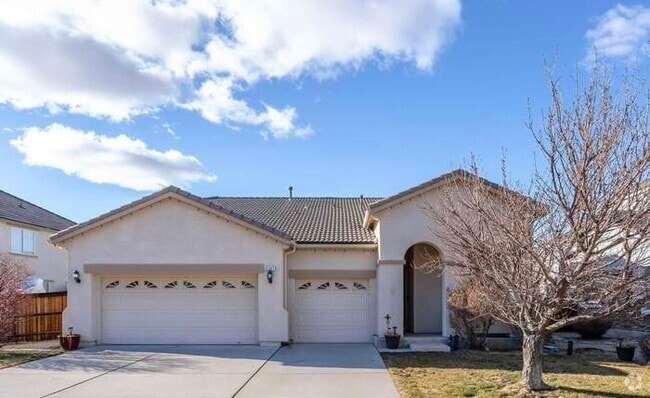 Building Photo - 6747 Jaquenetta Dr