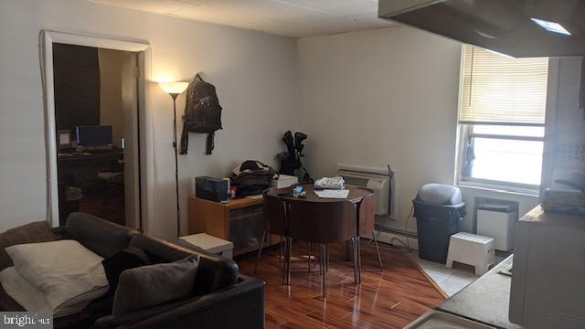 Foto del edificio - 11 S 21st St