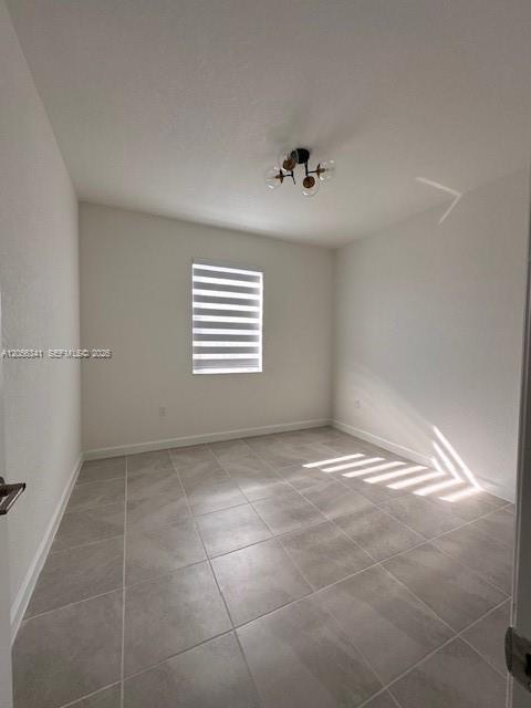 Foto del edificio - 2265 SE 30th St # Master