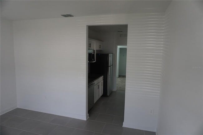 Building Photo - 5704 Stephens Rd