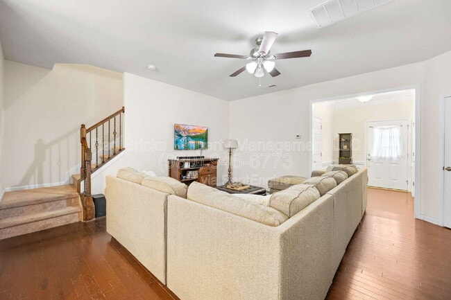 Photo - 2452 Royal York Ave Townhome