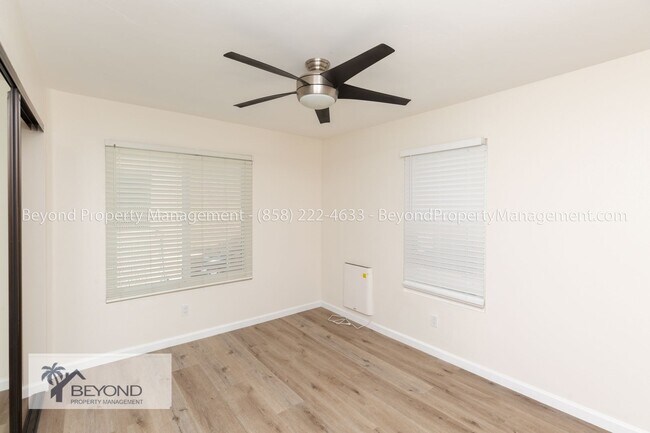 Foto del edificio - OCEAN BEACH GEM , 2 BEDROOM 2 BATH WITH AS...