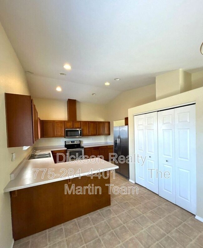 Foto del edificio - 2435 Mammatus Dr