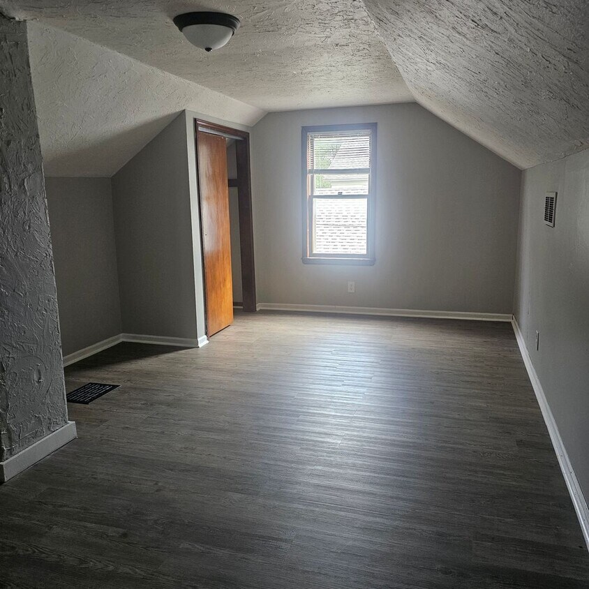 Foto del edificio - 3000 Fletcher St