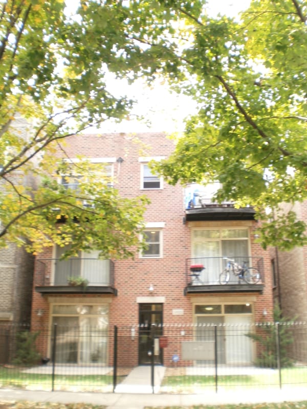 Building Photo - 6922 S Cregier Ave