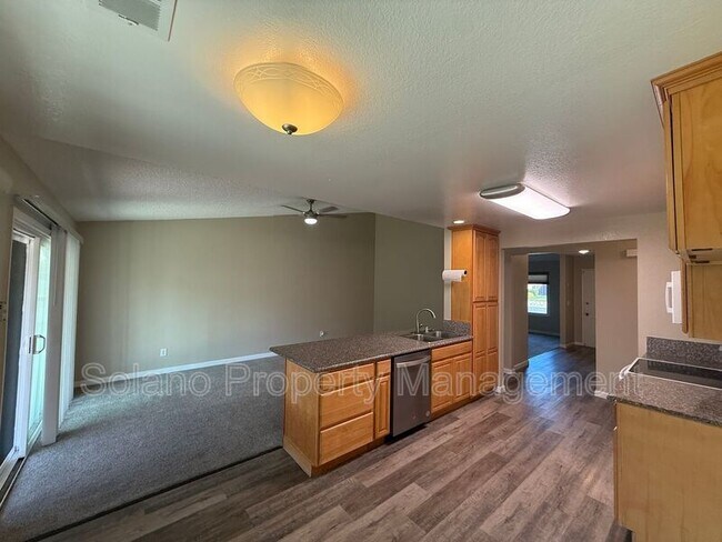 Foto del edificio - 905 Pintail Dr