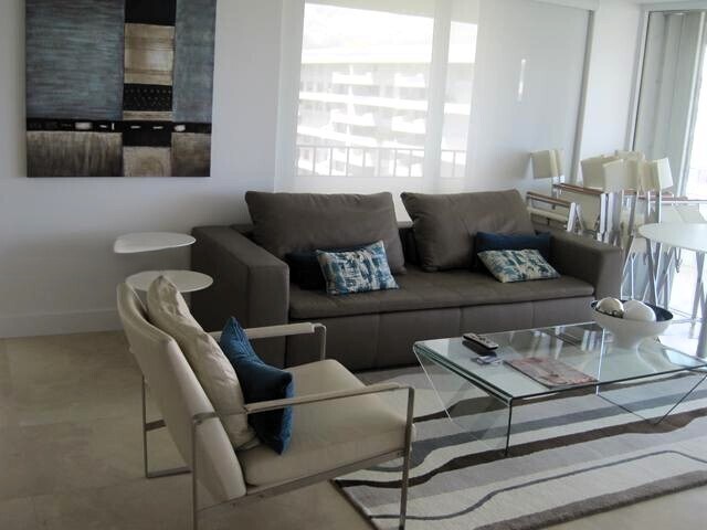 Foto del edificio - 199 Ocean Lane Dr
