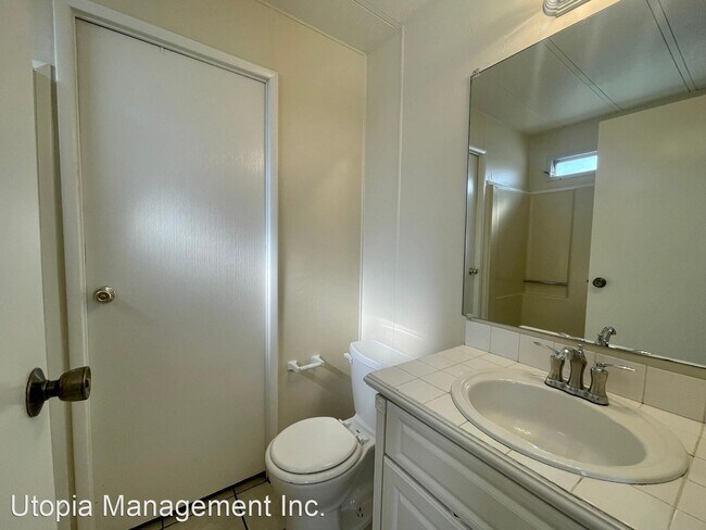 Building Photo - 2 br, 2 bath House - 33120 Westchester Drive