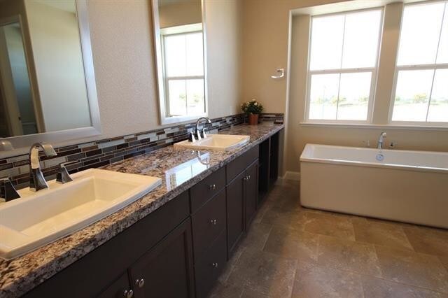 Building Photo - 596 Braden Way