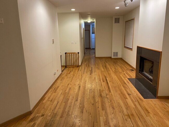 Foto del edificio - 1703 S Jefferson St
