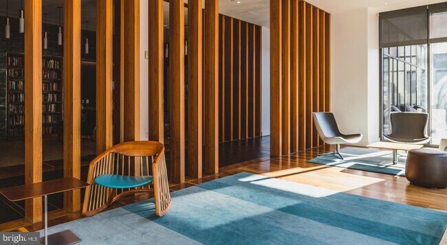 Foto del edificio - 450 N 18th St