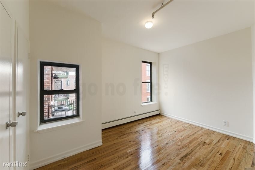 Building Photo - 2 br, 1 bath  - 2220 Frederick Douglass Blvd