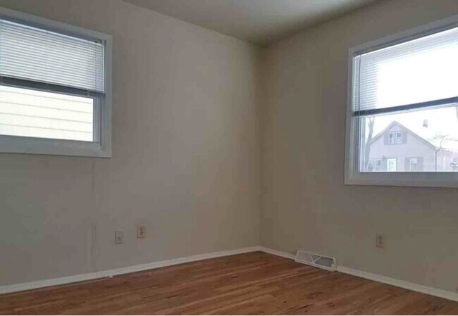 Building Photo - 1744 S 63rd St