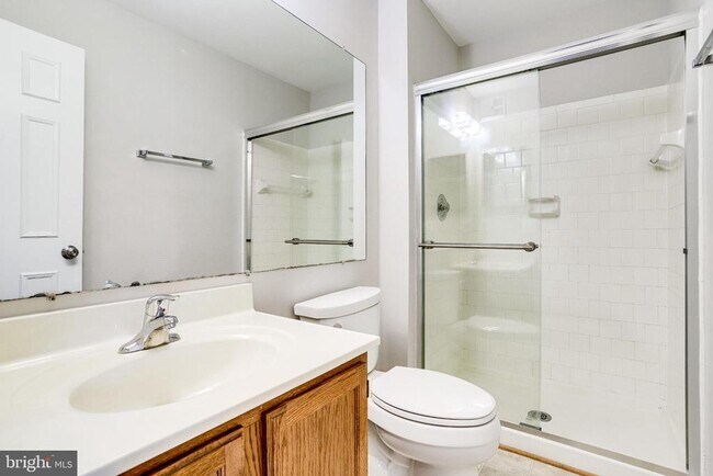 Building Photo - 7758 New Providence Dr