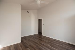 Foto del edificio - 8505 Parkfield Dr