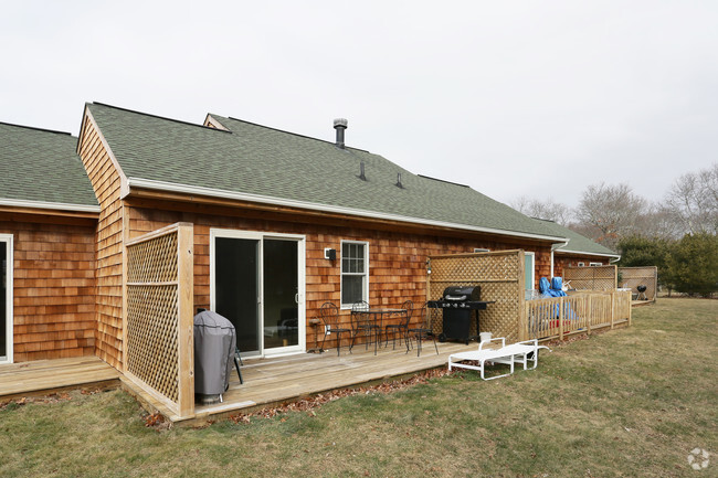 Building Photo - Windmill Village II