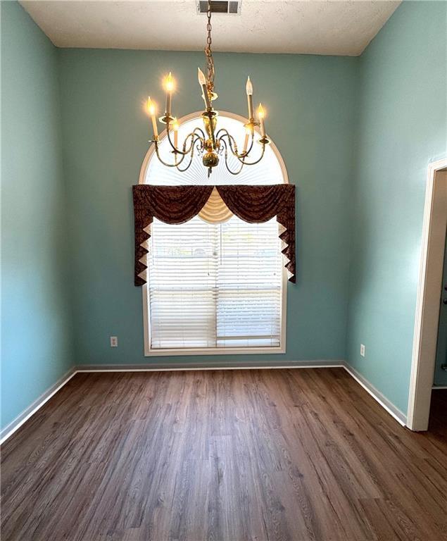 Foto del edificio - 444 Laurel Springs Ct