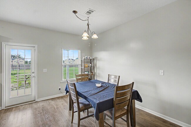 Building Photo - 88 Whippoorwill Wy NE