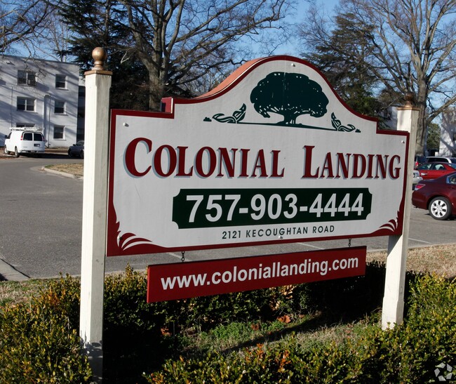 Colonial Landing Apartments Sign - Colonial Landing Apartments