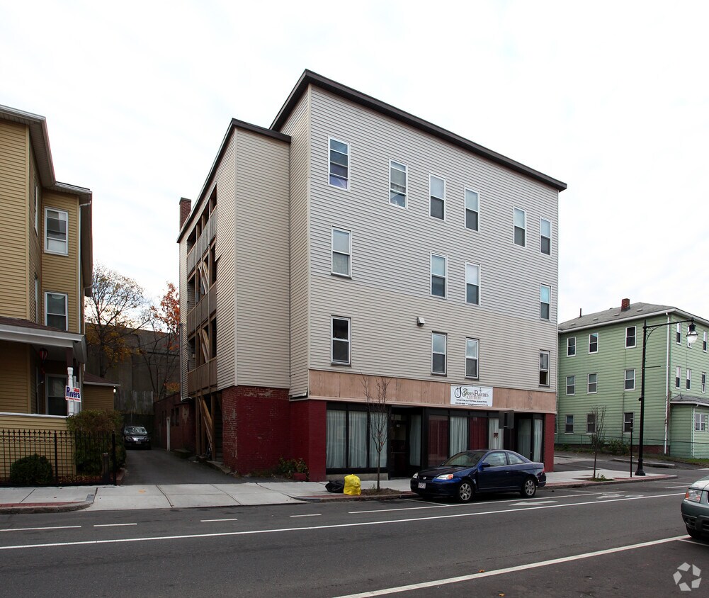 205 Millbury St, Worcester, MA 01610 Apartments in Worcester, MA