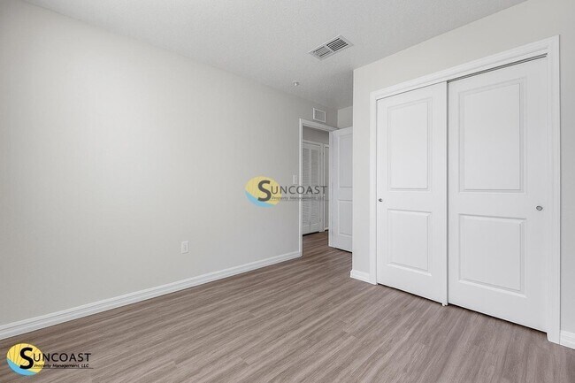 Foto del edificio - 6438 Sweetbay Ln