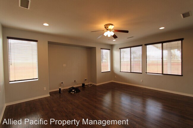 Building Photo - 3 br, 2.5 bath House - 1674 Rigel St.