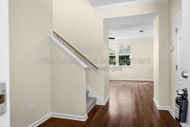 Foto del edificio - 736 Rembrandt Ave