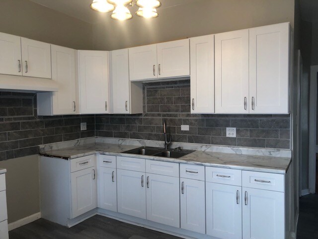 Foto del edificio - 527 N Lockwood Ave