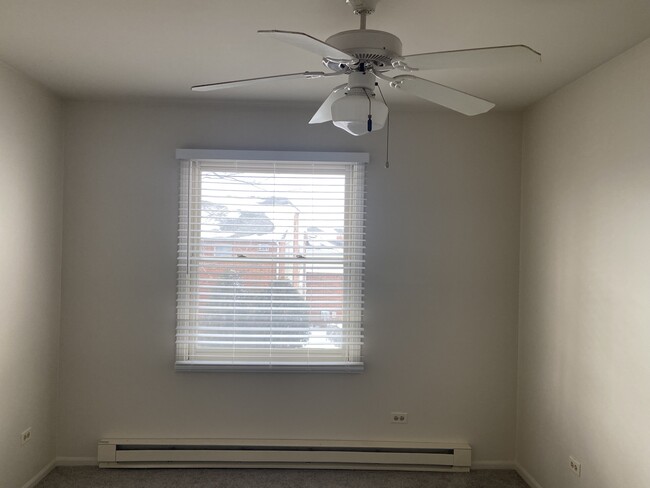 Building Photo - 1362 Cunat Ct