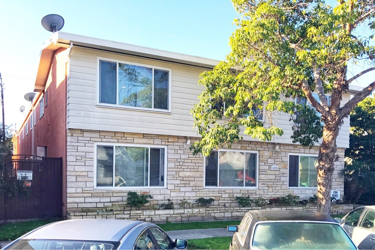 Foto principal - 1030 E 2nd St