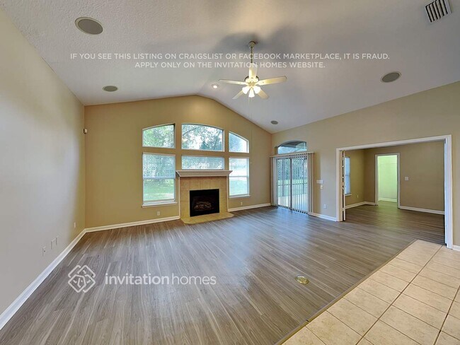 Building Photo - 713 Toria Ln