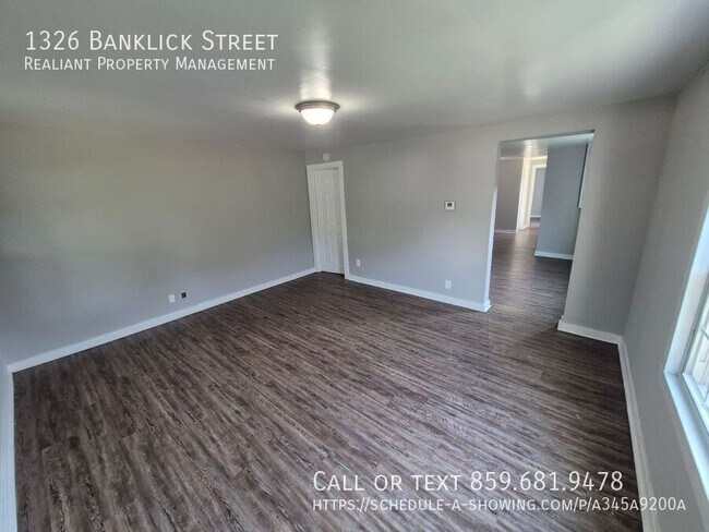 Foto del edificio - 1326 Banklick St