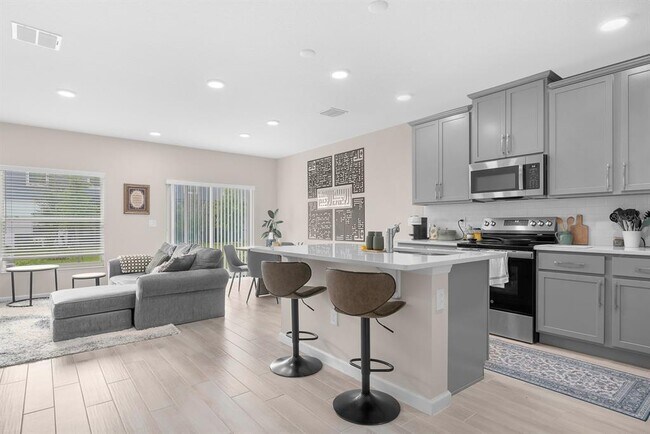 Building Photo - 5070 Rain Shadow Dr