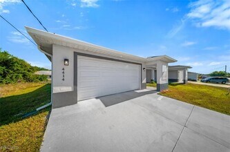 Building Photo - 4414 28th St SW Building Photo - 4414 28th St SW