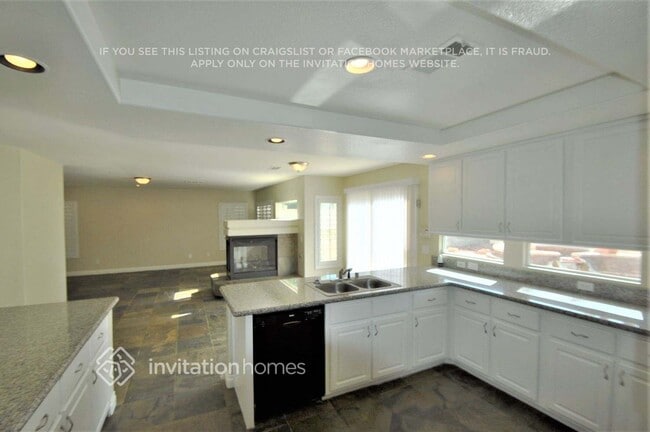 Building Photo - 10007 N Glowing Forge Ct