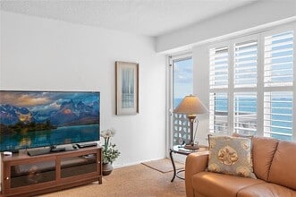 Building Photo - 4010 Galt Ocean Dr