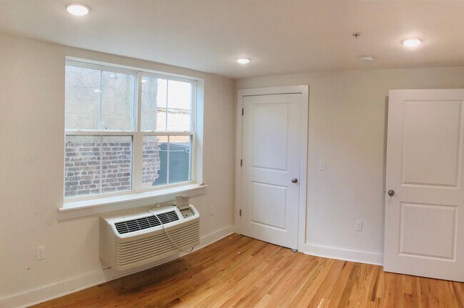 Foto del edificio - 134-142 Sussex Ave