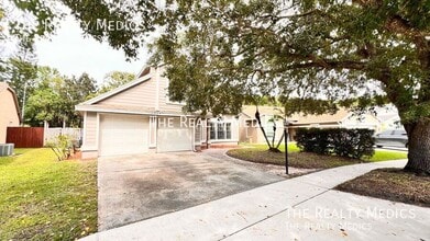 Building Photo - 10207 Comfort Cir