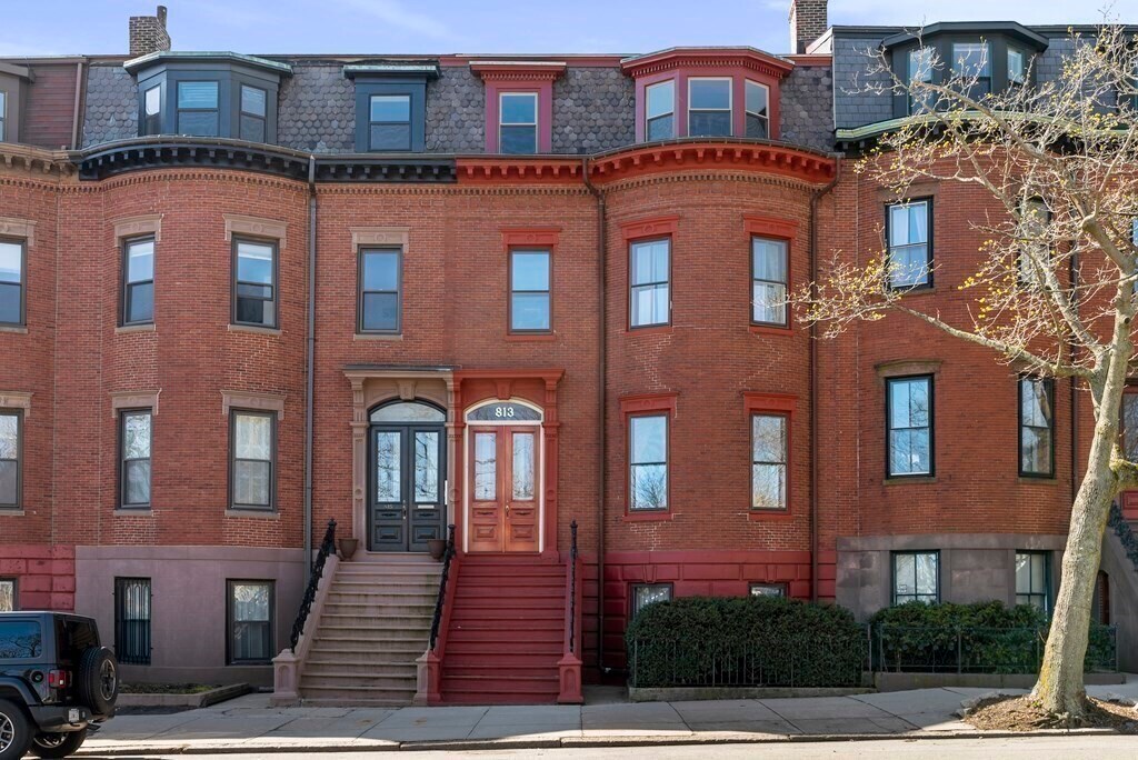 Foto principal - 813 E Broadway