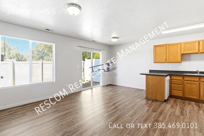 Foto del edificio - 2846 W 3965 S