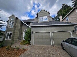 Building Photo - 16308 SW Timberland Dr