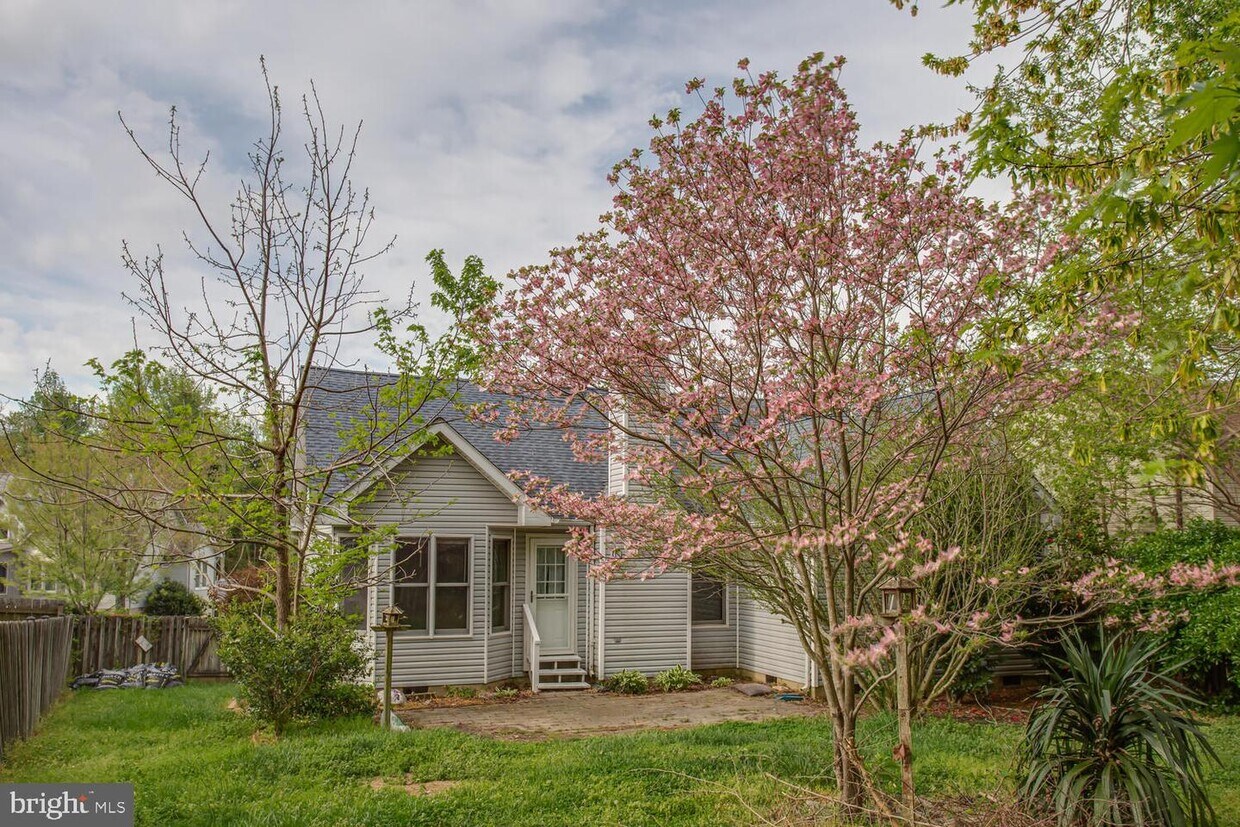 22226 Valleyview Dr, Great Mills, MD 20634 House Rental in Great