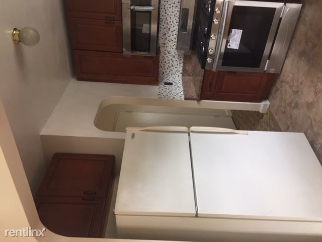 Foto del edificio - 2 br, 1 bath Apartment - 150-43 Bayside Ave