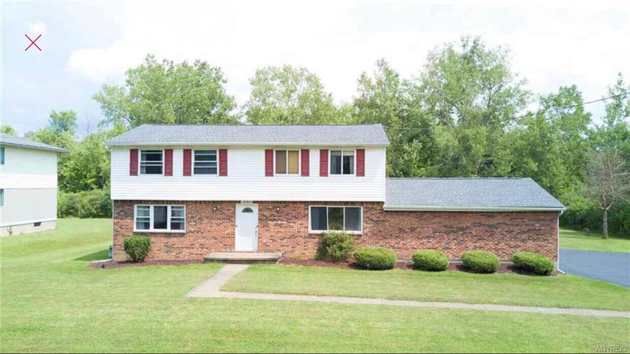 Primary Photo - 3585 S Benzing Rd