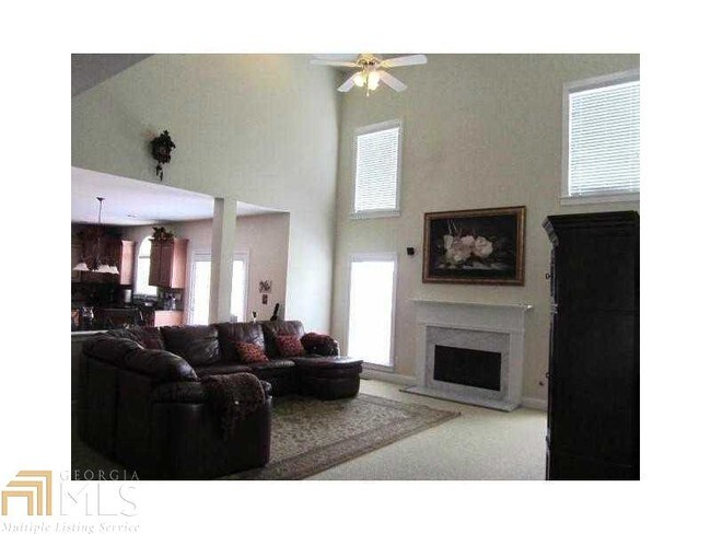 Building Photo - 7129 Belcrest Dr