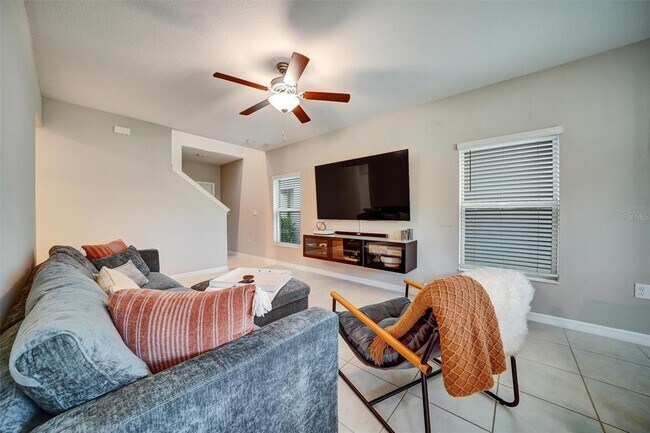 Foto del edificio - 7225 Spring Snowflake Ave