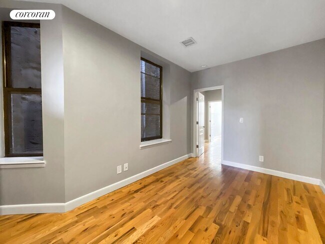 Foto del edificio - 2649 Frederick Douglass Blvd