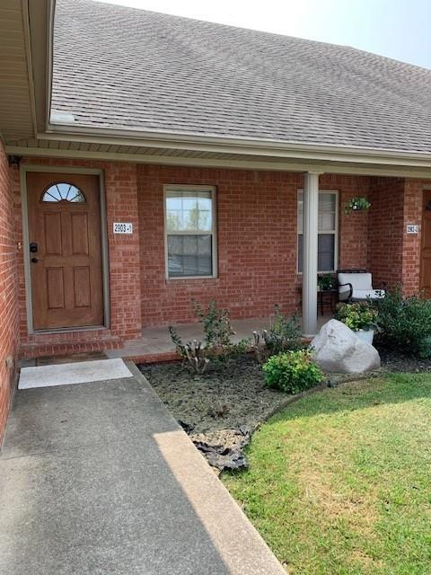 Building Photo - 2903 SW Deerfield Blvd